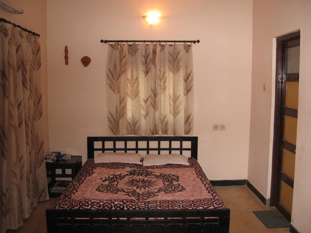 Bethany Inn Vagator Room photo